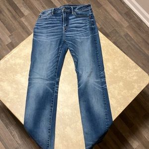 American Eagle men’s jeans